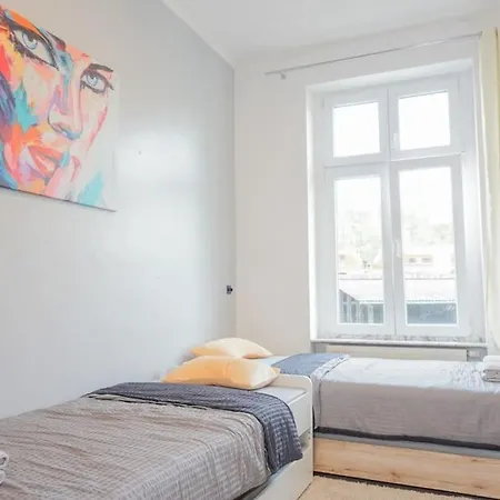 In - Charmante 3-zimmer-oase Mit Kamin Und Badewanne