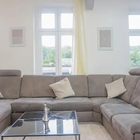 In - Charmante 3-zimmer-oase Mit Kamin Und Badewanne Apartment *