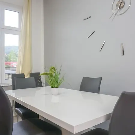 In - Charmante 3-zimmer-oase Mit Kamin Und Badewanne * Wuppertal
