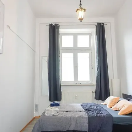 In - Charmante 3-zimmer-oase Mit Kamin Und Badewanne Apartmán Wuppertal
