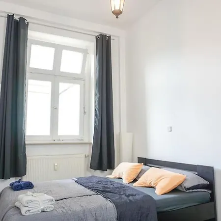 In - Charmante 3-zimmer-oase Mit Kamin Und Badewanne * Wuppertal