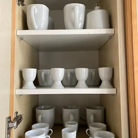 Apartment In - Charmante 3-zimmer-oase Mit Kamin Und Badewanne