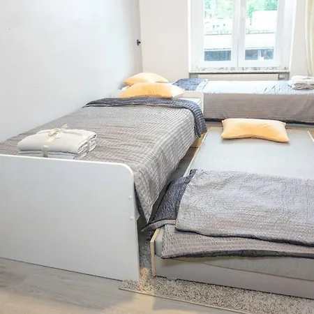 In - Charmante 3-zimmer-oase Mit Kamin Und Badewanne Wuppertal