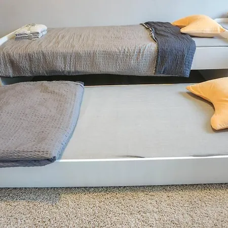 Apartmán In - Charmante 3-zimmer-oase Mit Kamin Und Badewanne