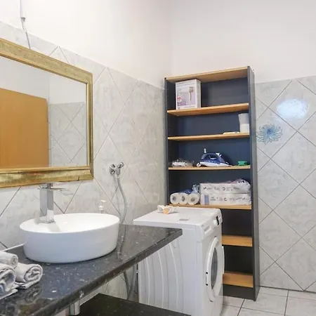 In - Charmante 3-zimmer-oase Mit Kamin Und Badewanne Wuppertal