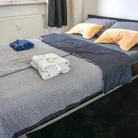 In - Charmante 3-zimmer-oase Mit Kamin Und Badewanne *